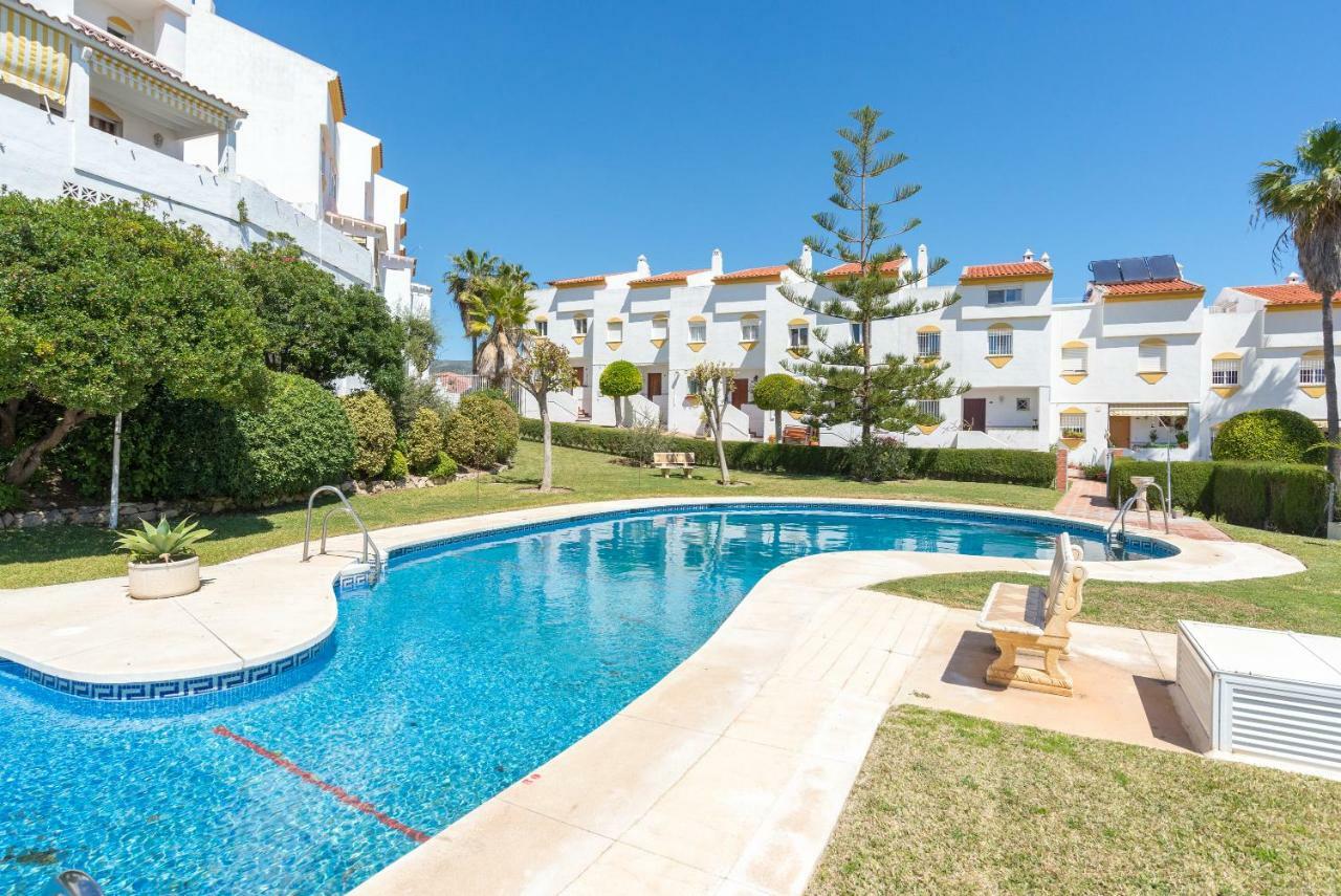 Benalmadena: Adosado Con Piscina Y Jardin Villa Exterior photo